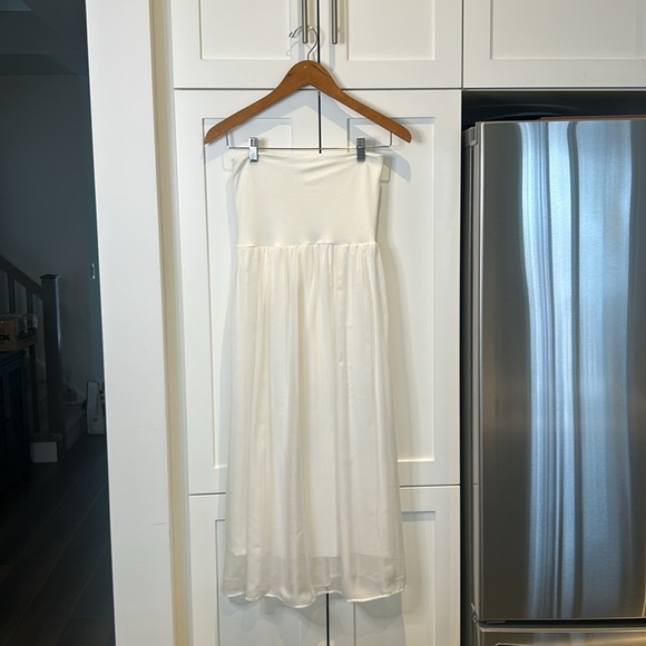 Bailey Silk Overlay Stretch Skirt Off White Coastal Women size SP - Picture 10 of 11